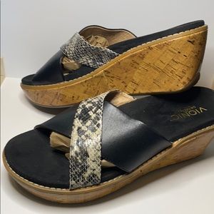 Vionic Montego Wedge Sandals